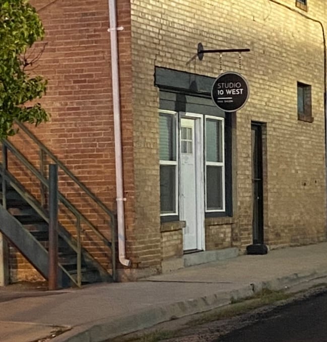 Studio 10 West nail salon, photo 2