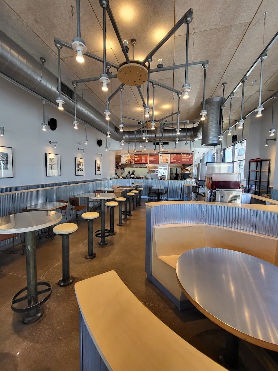 Chipotle Mexican Grill, photo 2
