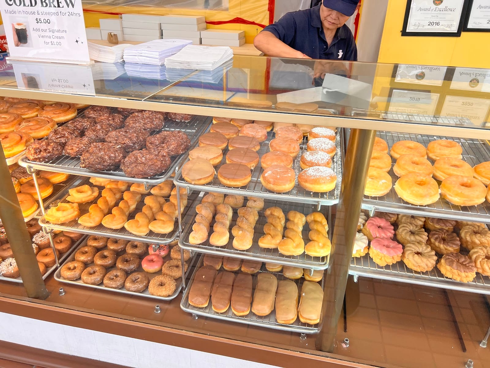 Donut City, photo 3