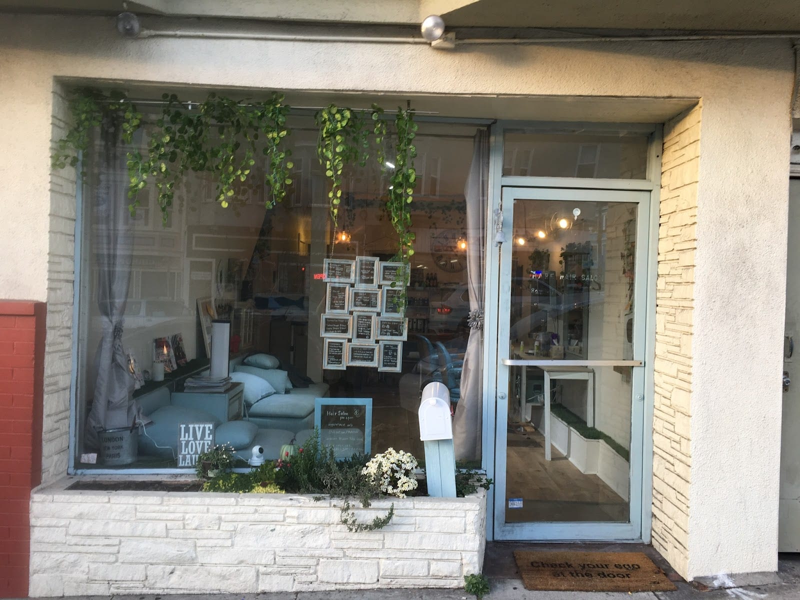 Hare Hair Salon, photo 4