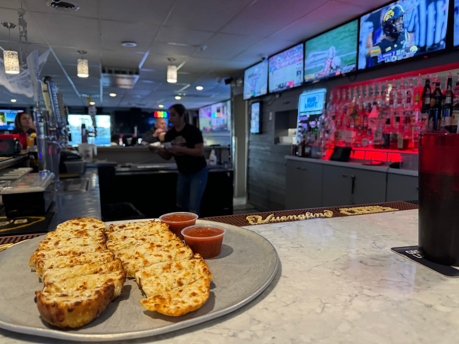 Chevvy's Pizza & Sports Bar