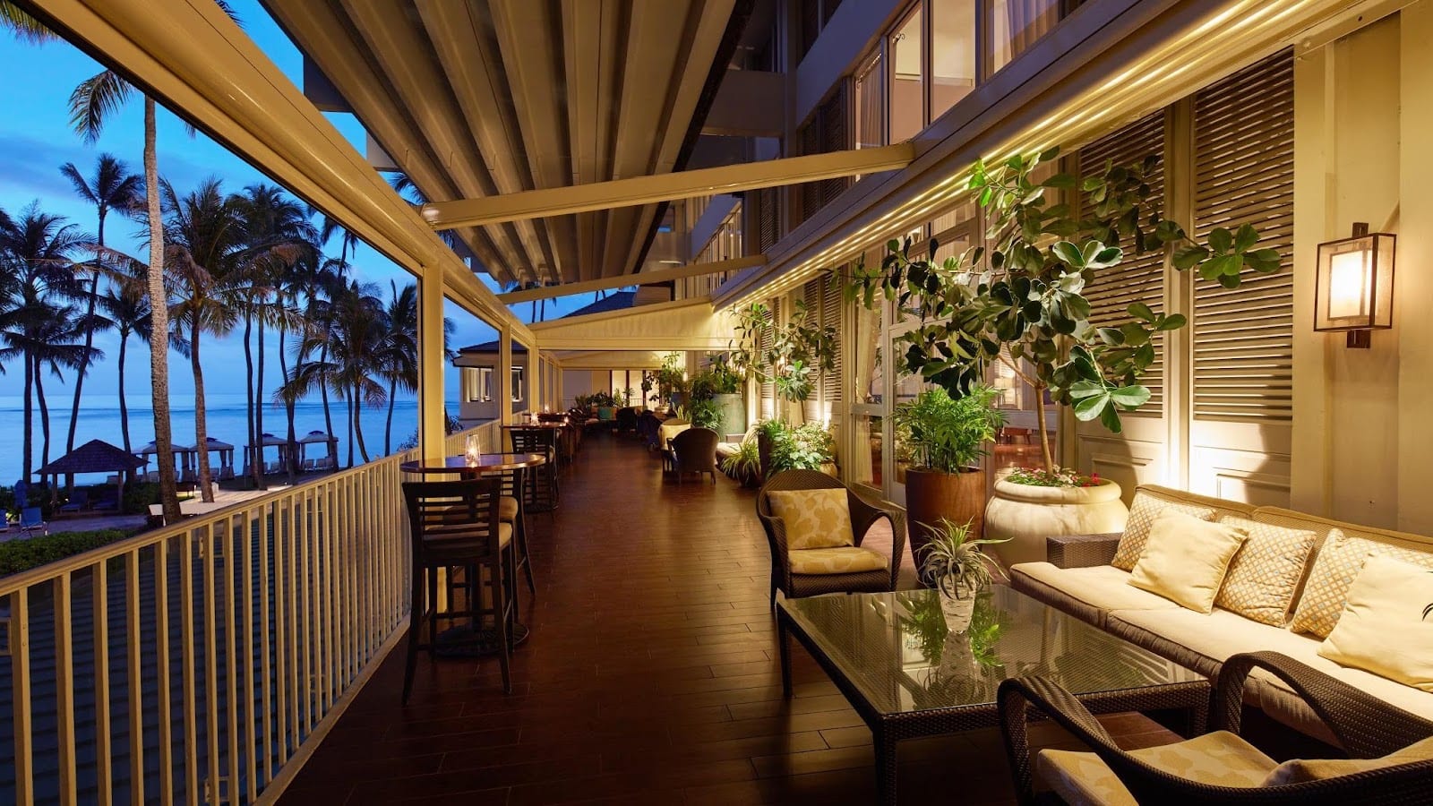 The Veranda, photo 2