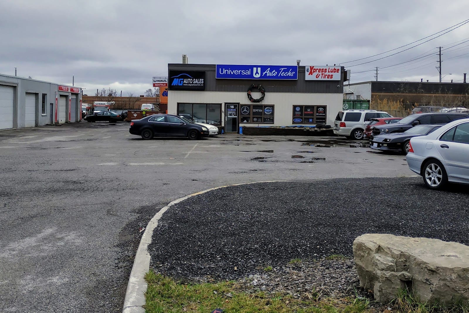 Universal Auto Techs