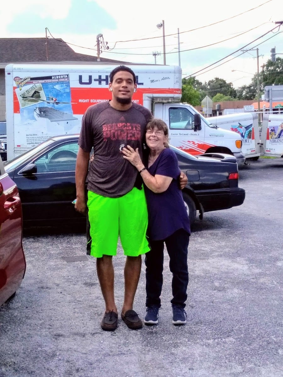 Tommy's Tire & Auto, photo 3