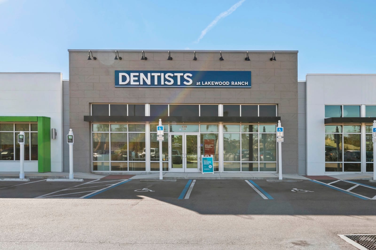 Dentists at Lakewood Ranch