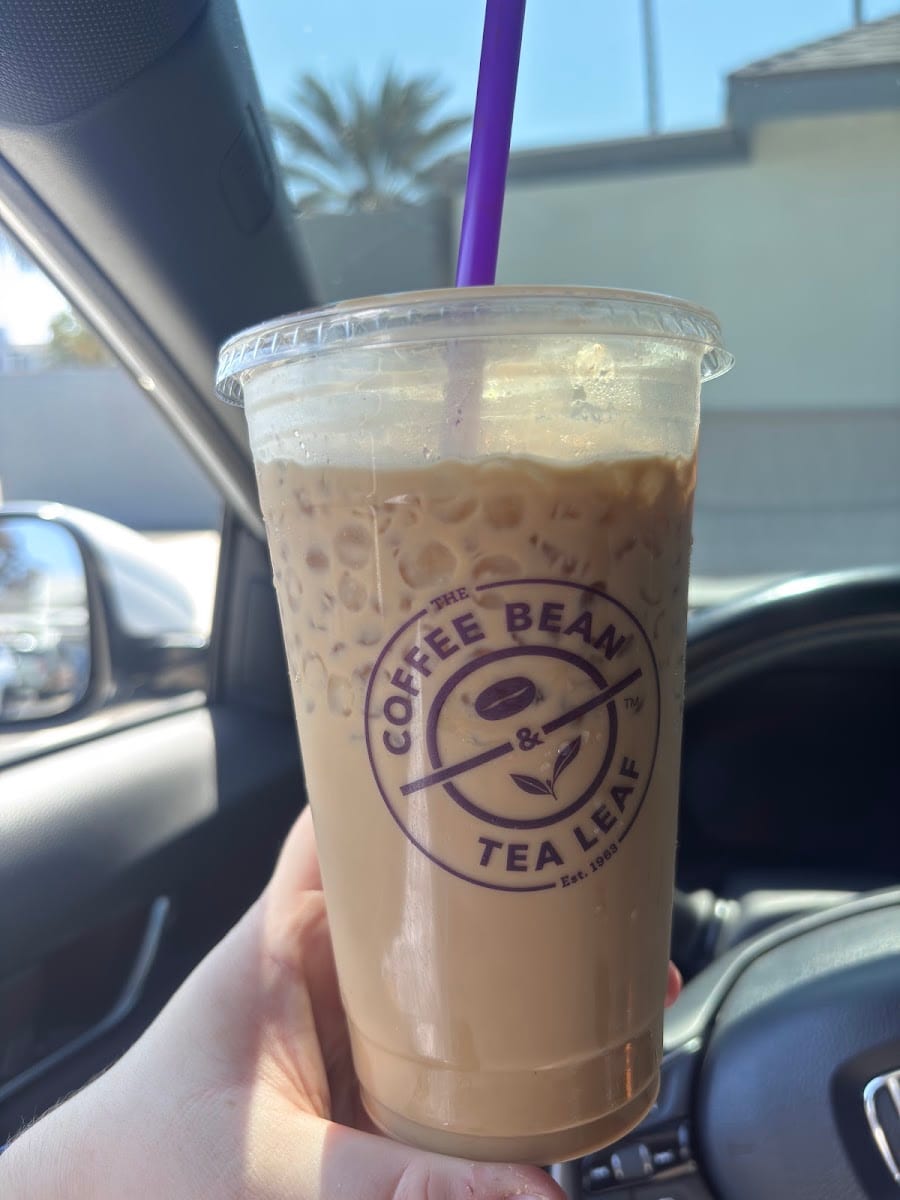 The Coffee Bean & Tea Leaf, photo 4