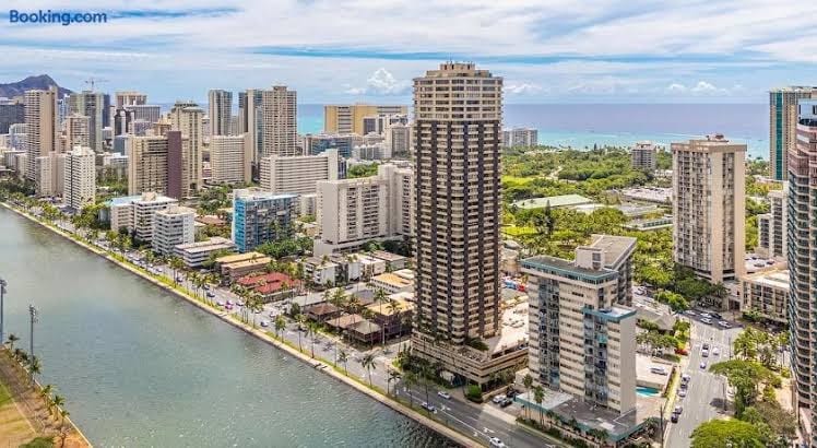 2bed /2bath Penthouse Ocean View...upgraded, photo 3