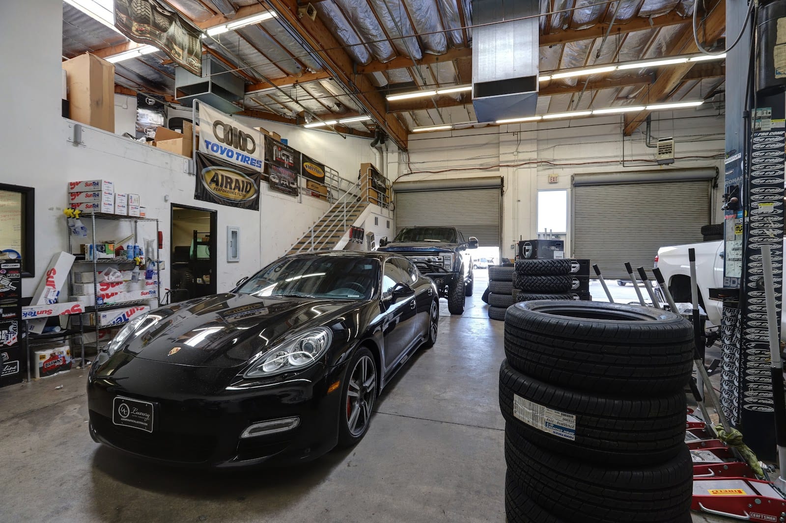 Ultimate Wheel & Tire, photo 3