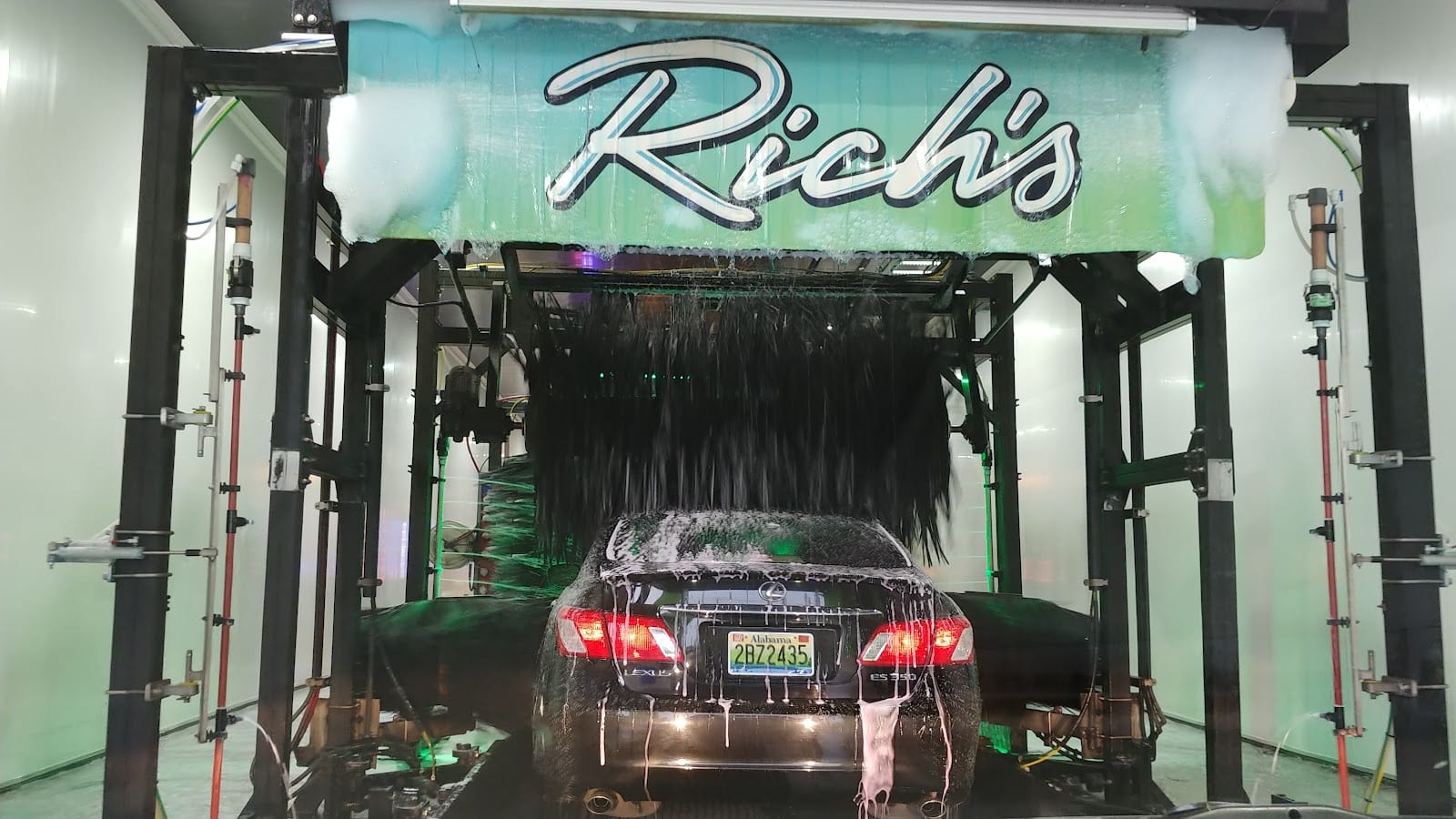 Rich's Car Wash - Airport, photo 4