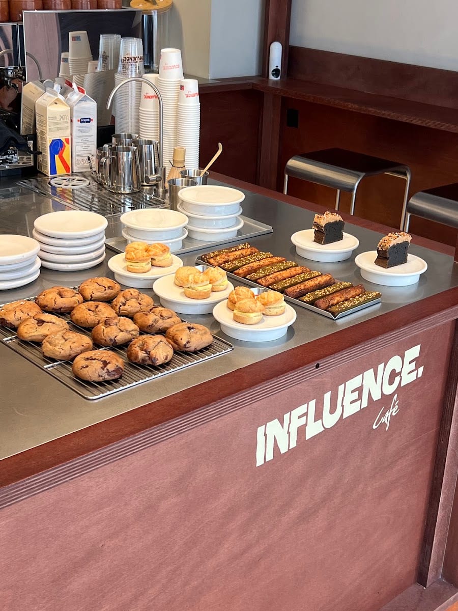Influence Café