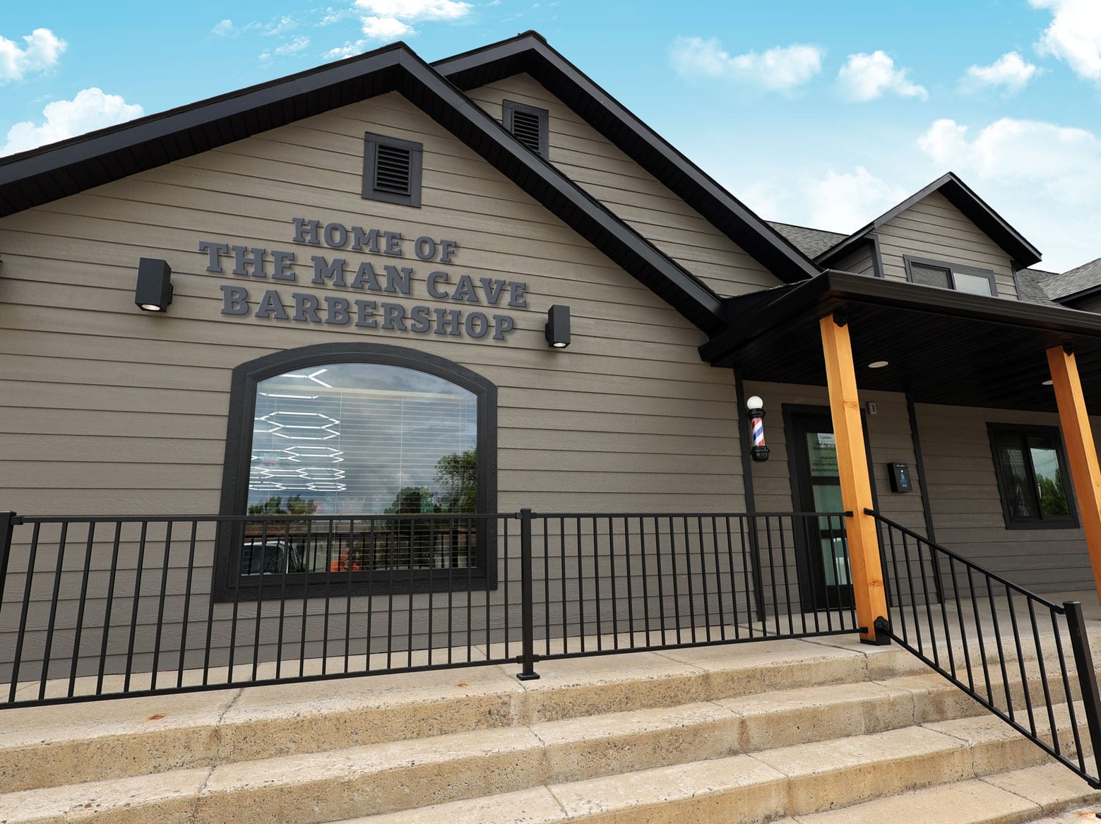 Man Cave Helena, photo 2