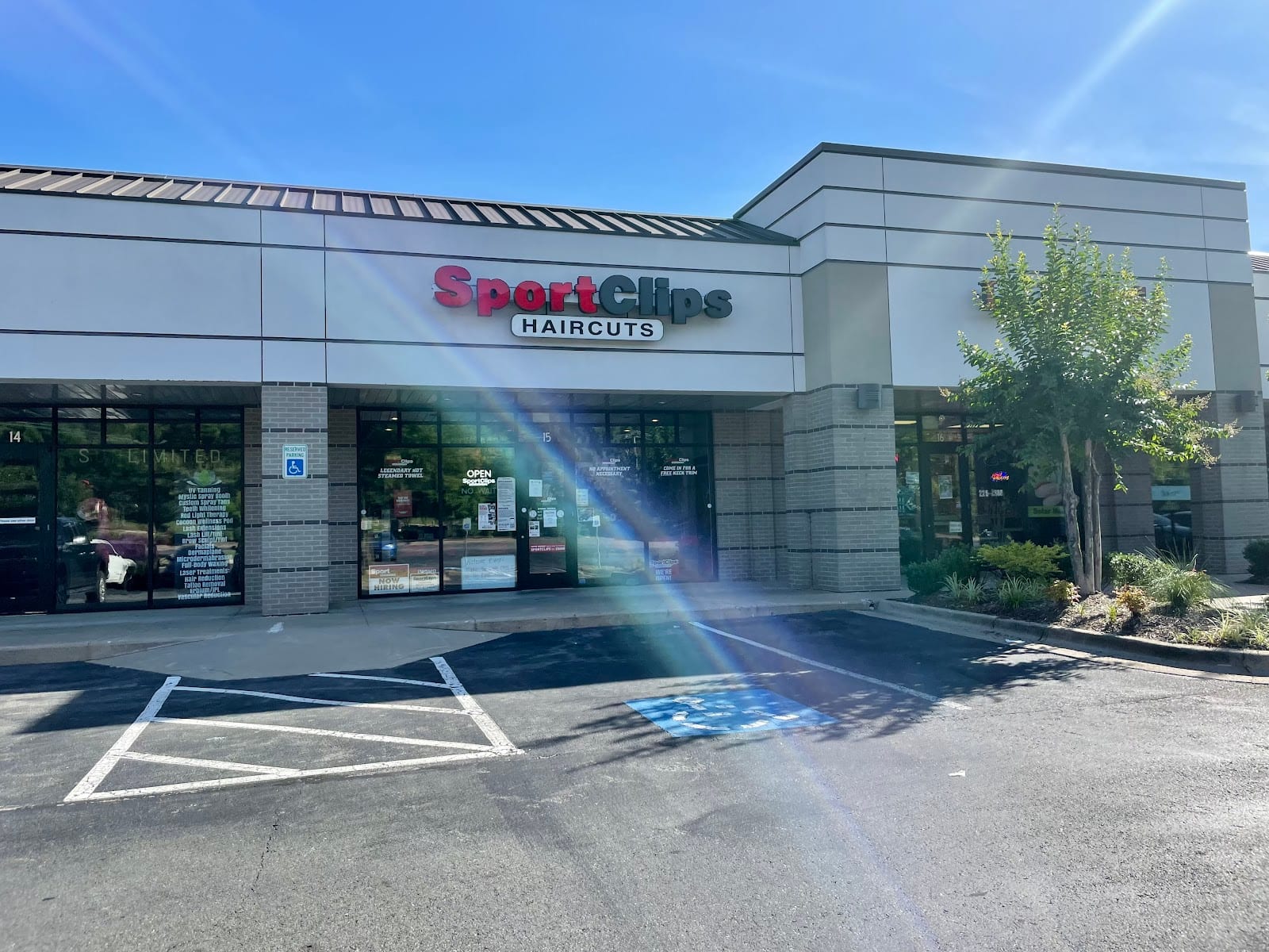 Sport Clips Haircuts of Little Rock-Cantrell