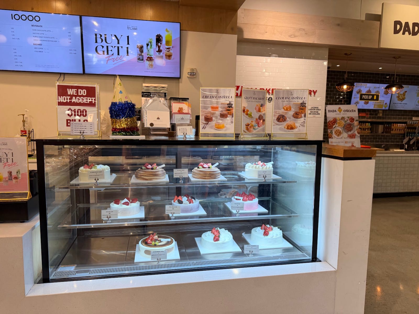 L'AMI Bakery & Cafe