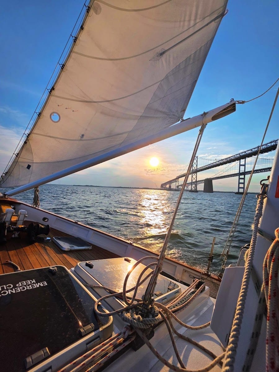 Schooner Woodwind Sailing Cruises