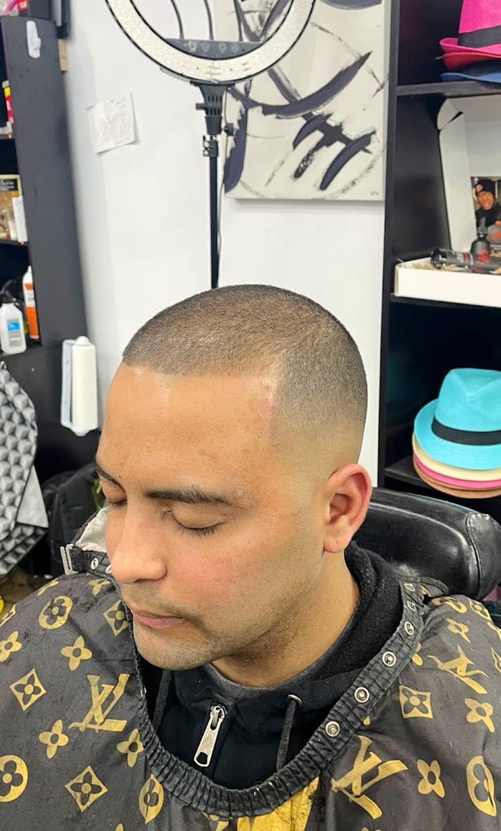 Razor and Shears Barber Studio