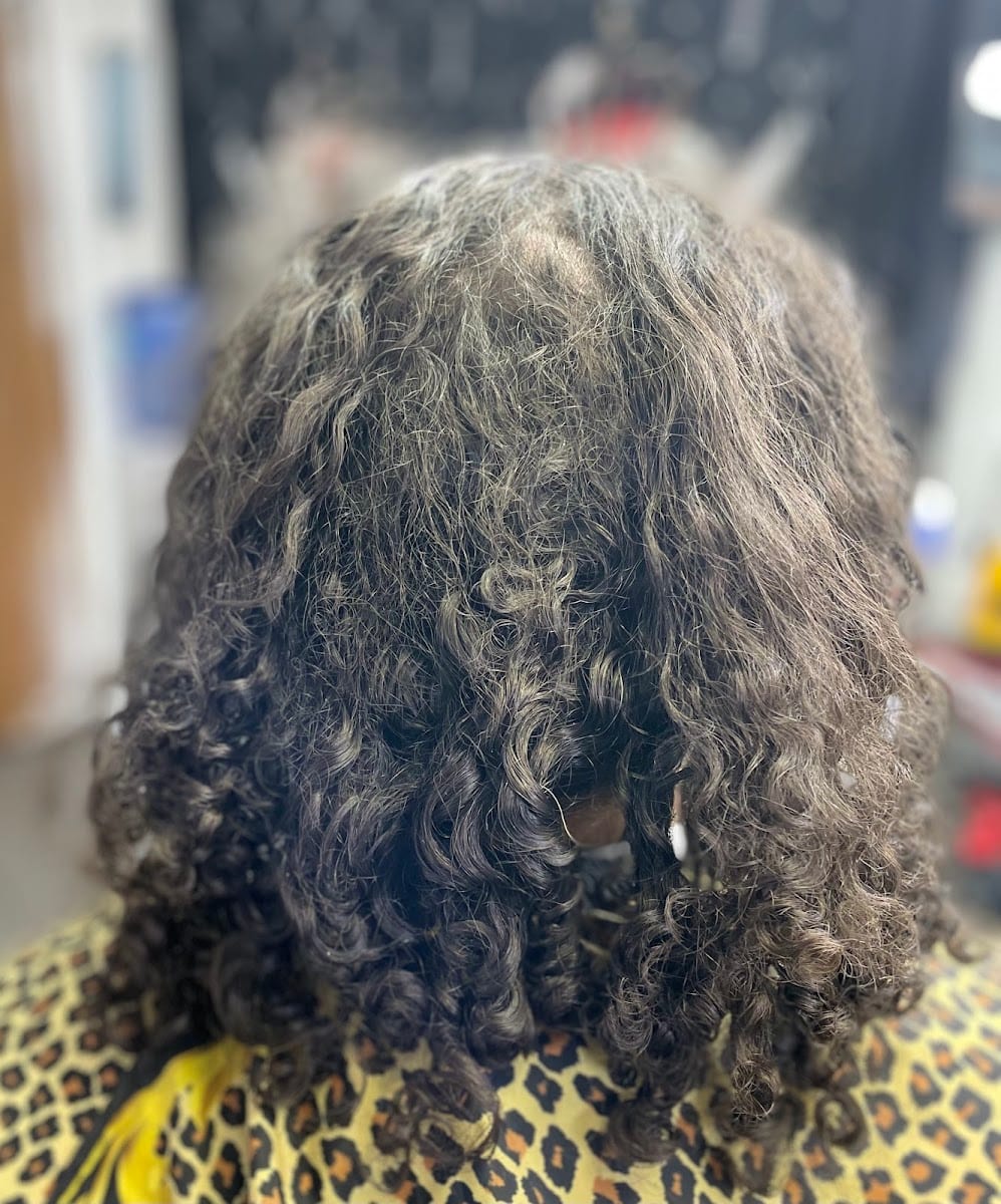 Heavenly Creations Barber Style Center, photo 4