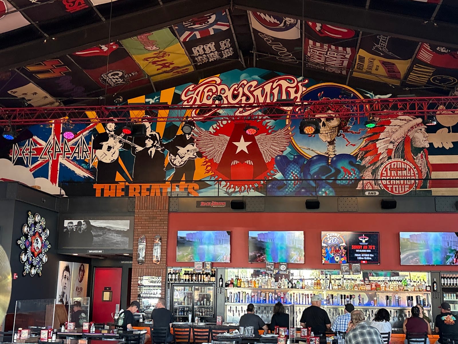 Rock & Brews Buena Park