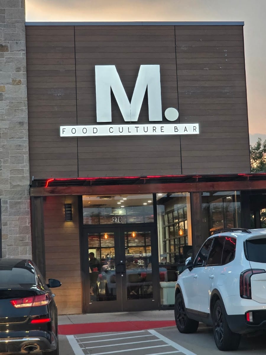 M. - Mulligan's, photo 2