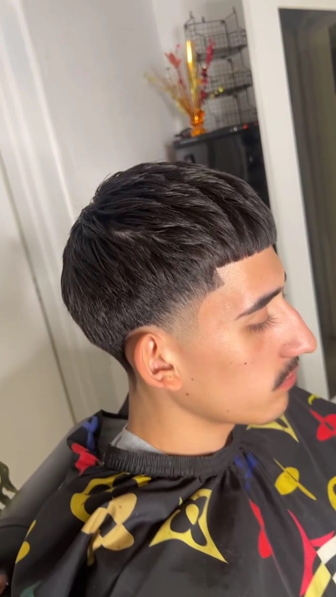 Spartan 300 Barbershop, photo 3