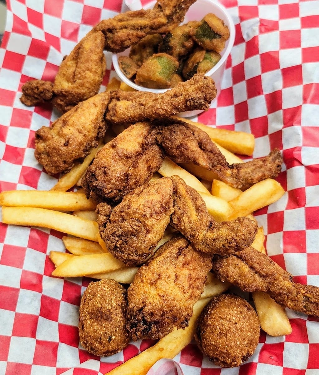 Gene's Oyster Bar