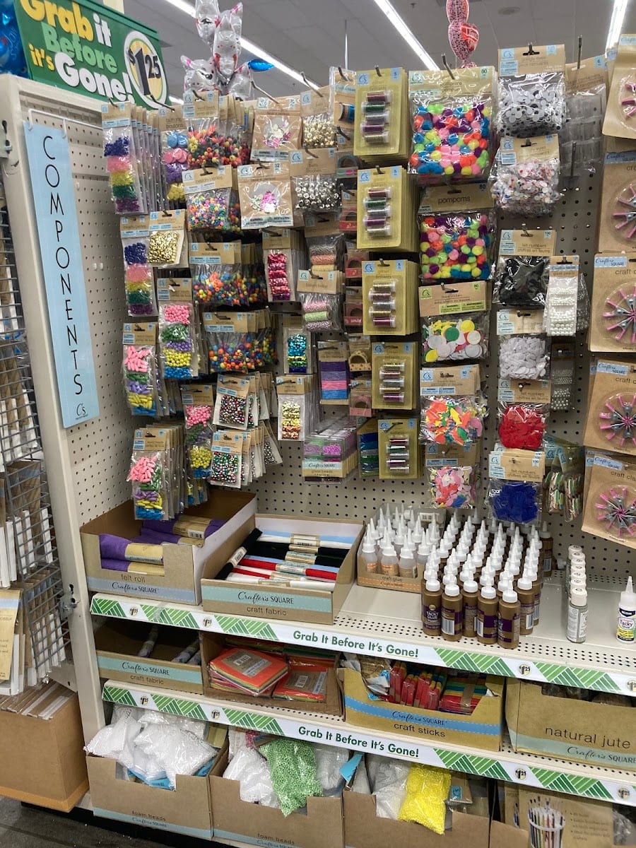 Dollar Tree, photo 4