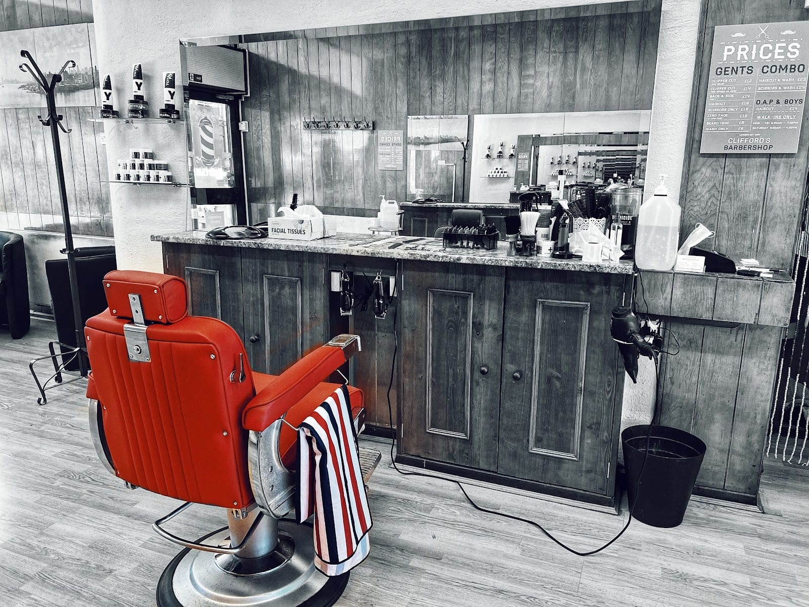 Cliffords The City Hairdressers, photo 4