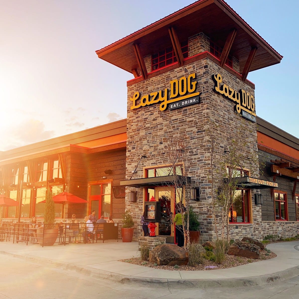 Lazy Dog Restaurant & Bar, photo 2