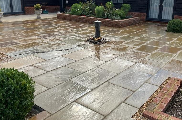 The Hertfordshire Landscaping Co. (The HLC), photo 3