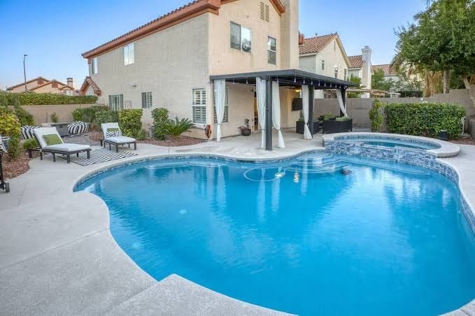 Summerlin Retreat Pool & Gym, Near Red Rock