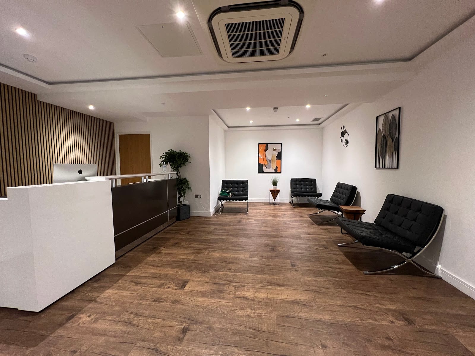 Dr Sara Amini- City of London Dental Care, photo 3