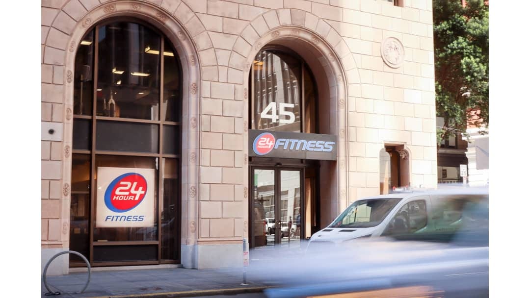 24 Hour Fitness, photo 2