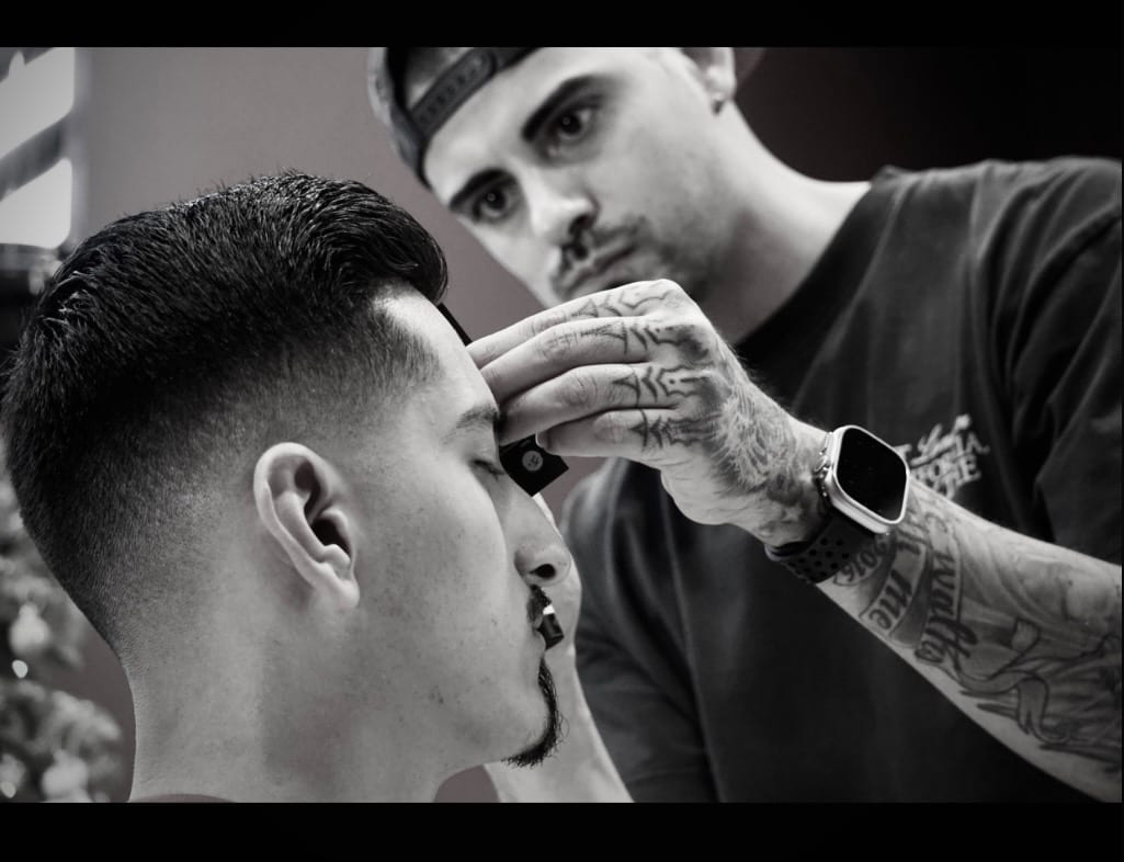 So Superb Barber Parlor