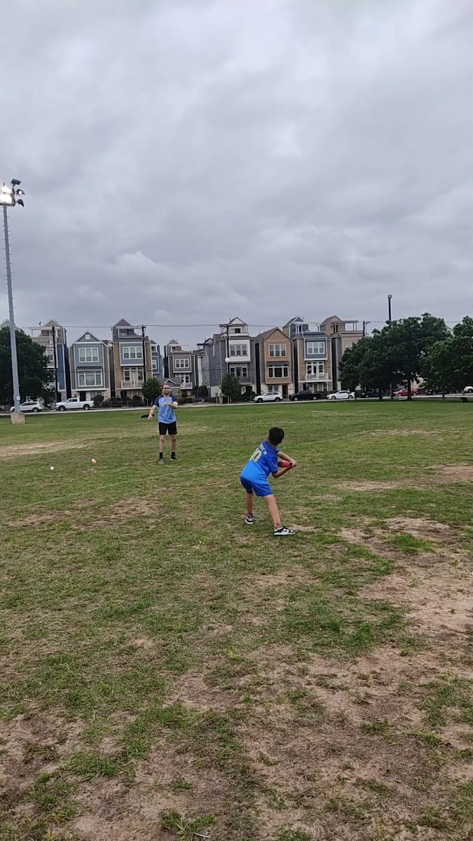 Lawrence Park, photo 3