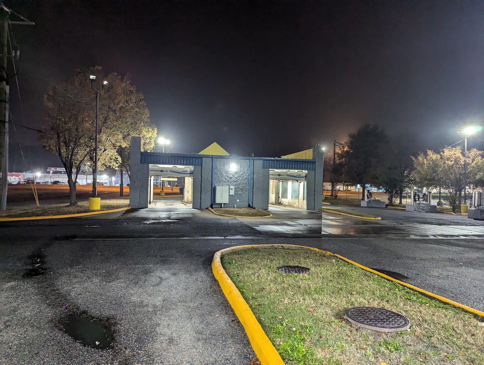 Soaps & Suds Auto Spa