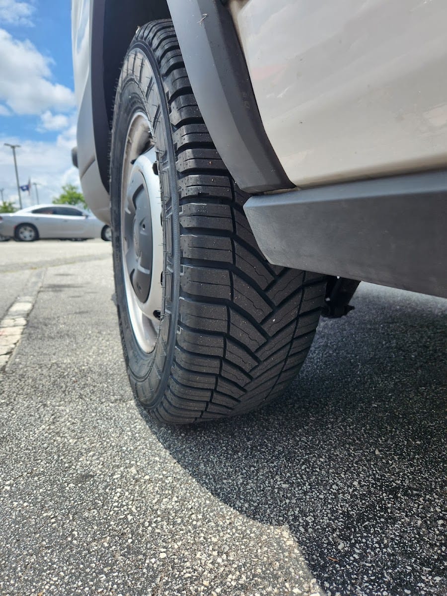 Discount Tire, photo 4