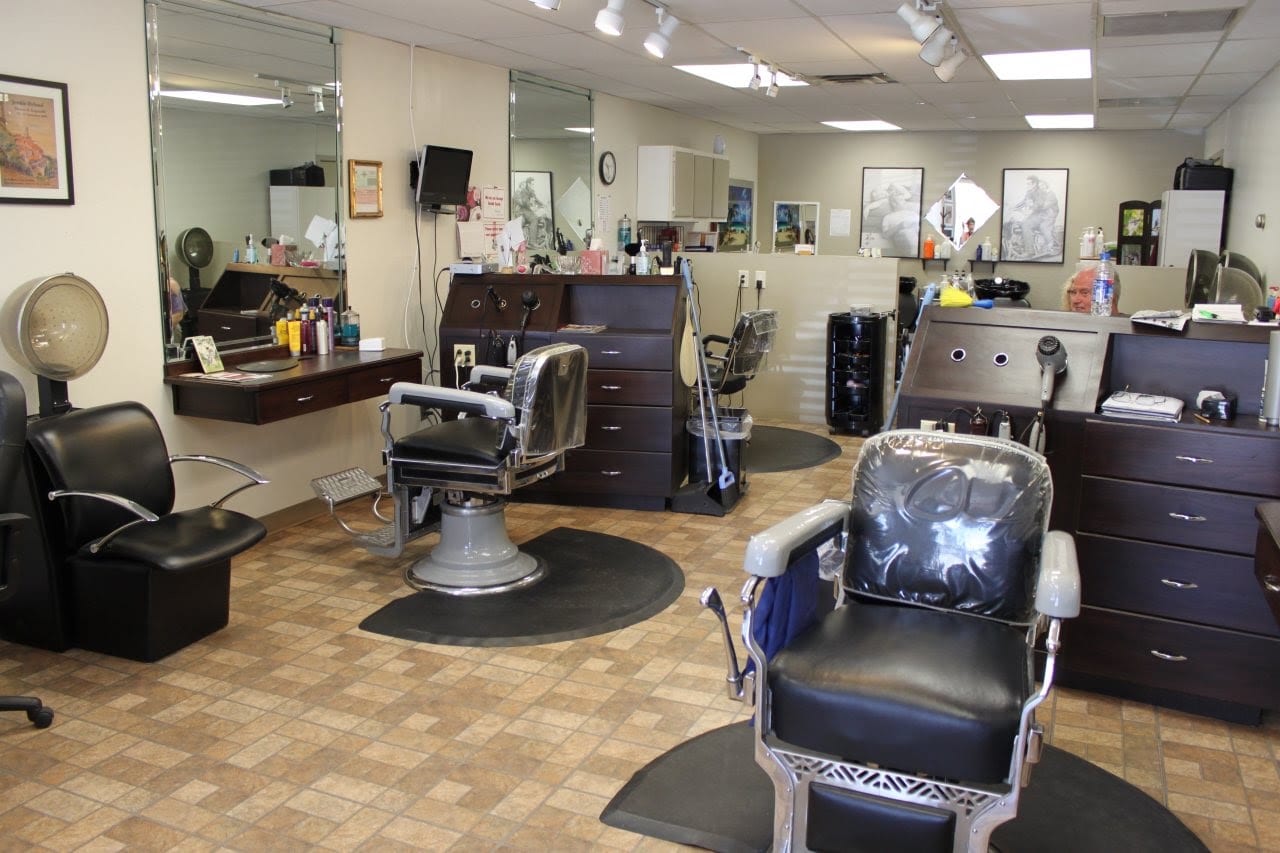 Lou & Edna's Barber & Beauty, photo 3