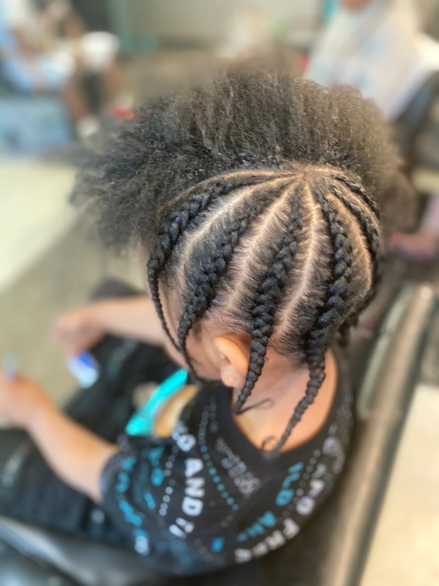 Boss Dolls Beauty Salon LLC
