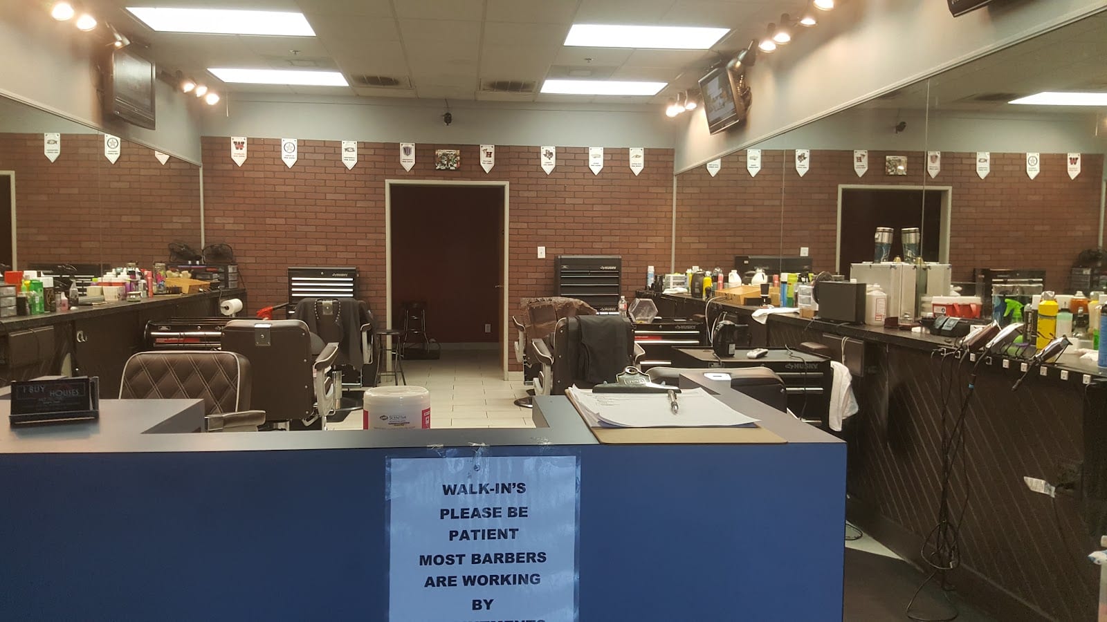 All Cutz Barbershop