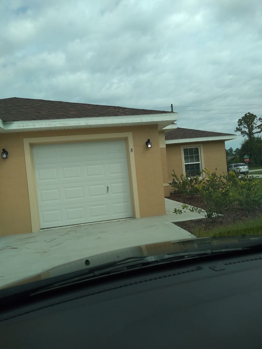 Apex Realty Services Inc, photo 2
