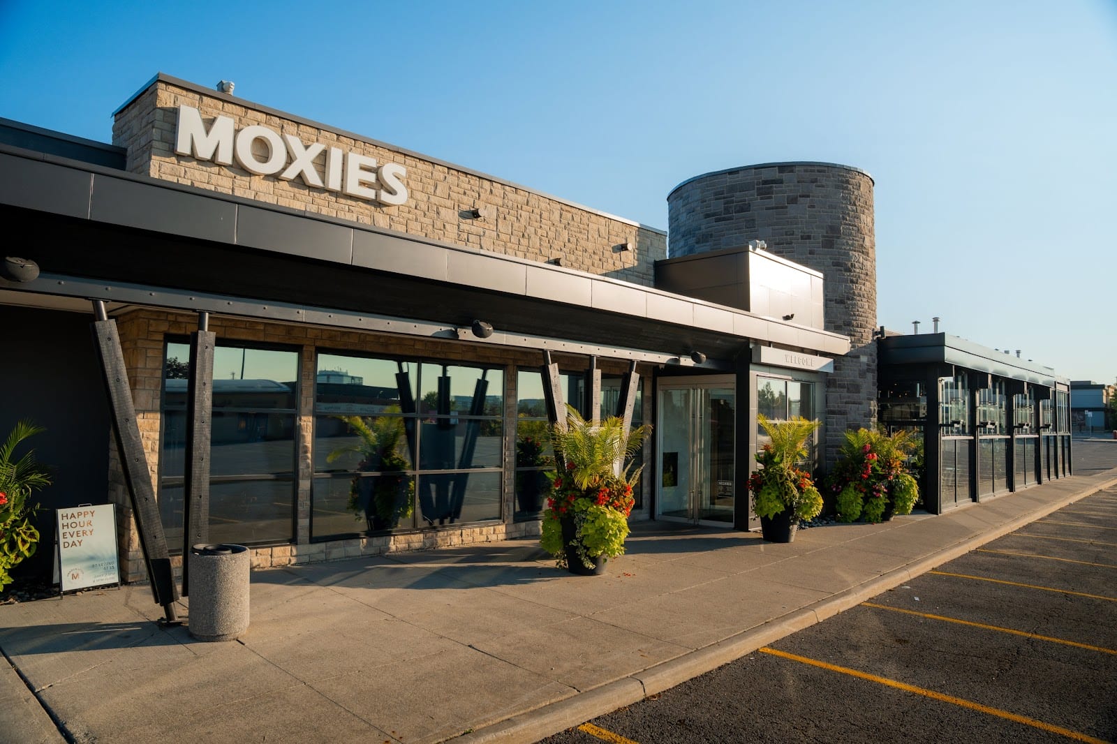 Moxies Beavercreek Restaurant, photo 2