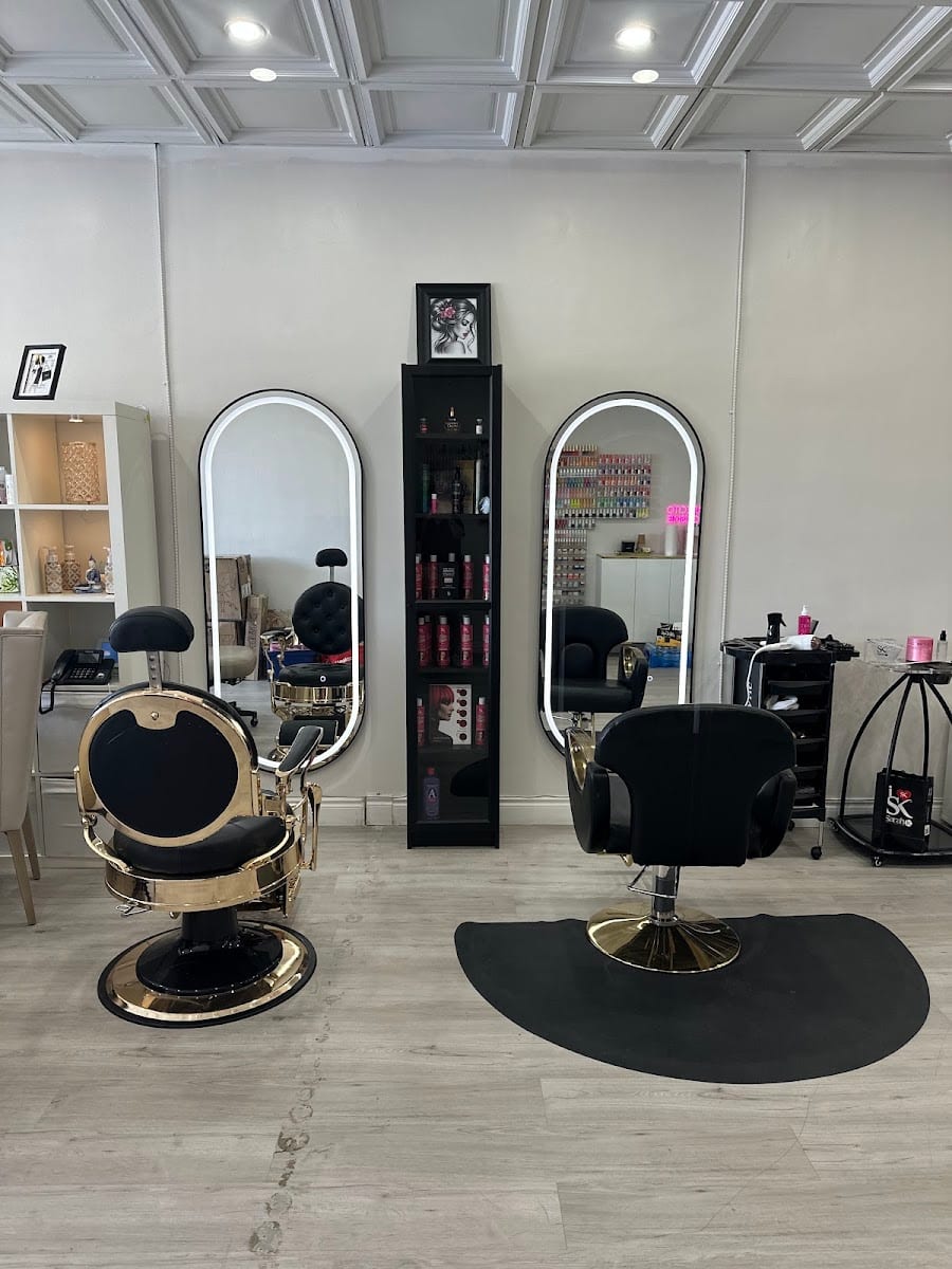 Posh Beauty Salon