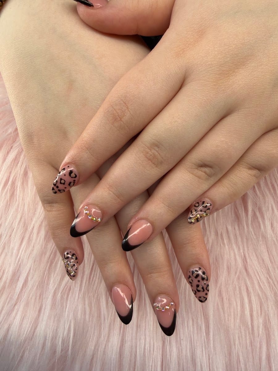Nails & Microblading, photo 2