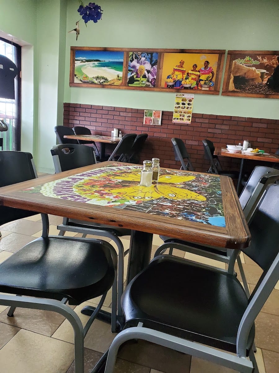 La Montaña Restaurant & Bakery, photo 4