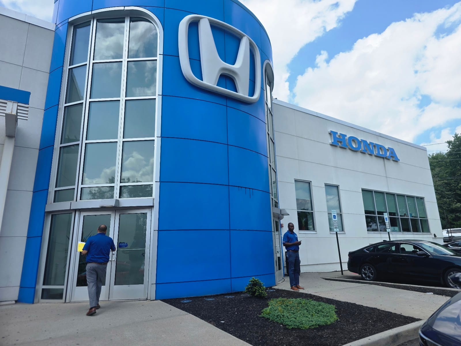 DCH Paramus Honda Parts Center