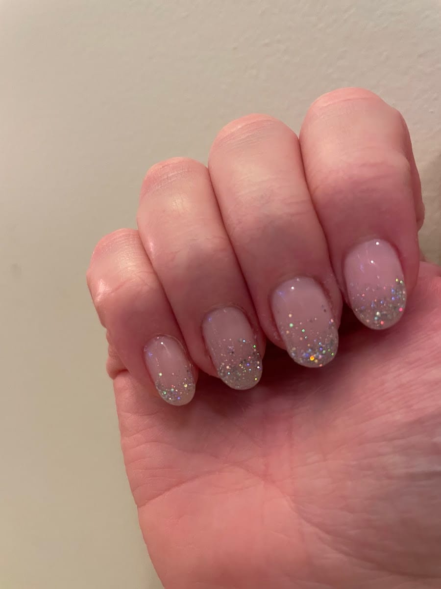 Akua Nail Salon