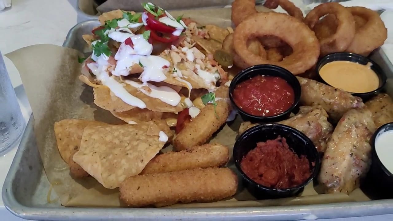 Buffalo Wild Wings, photo 3