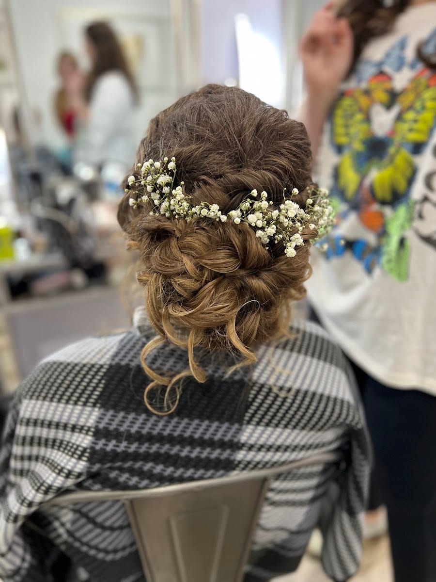 AHAVAH HAIR LLC, photo 4