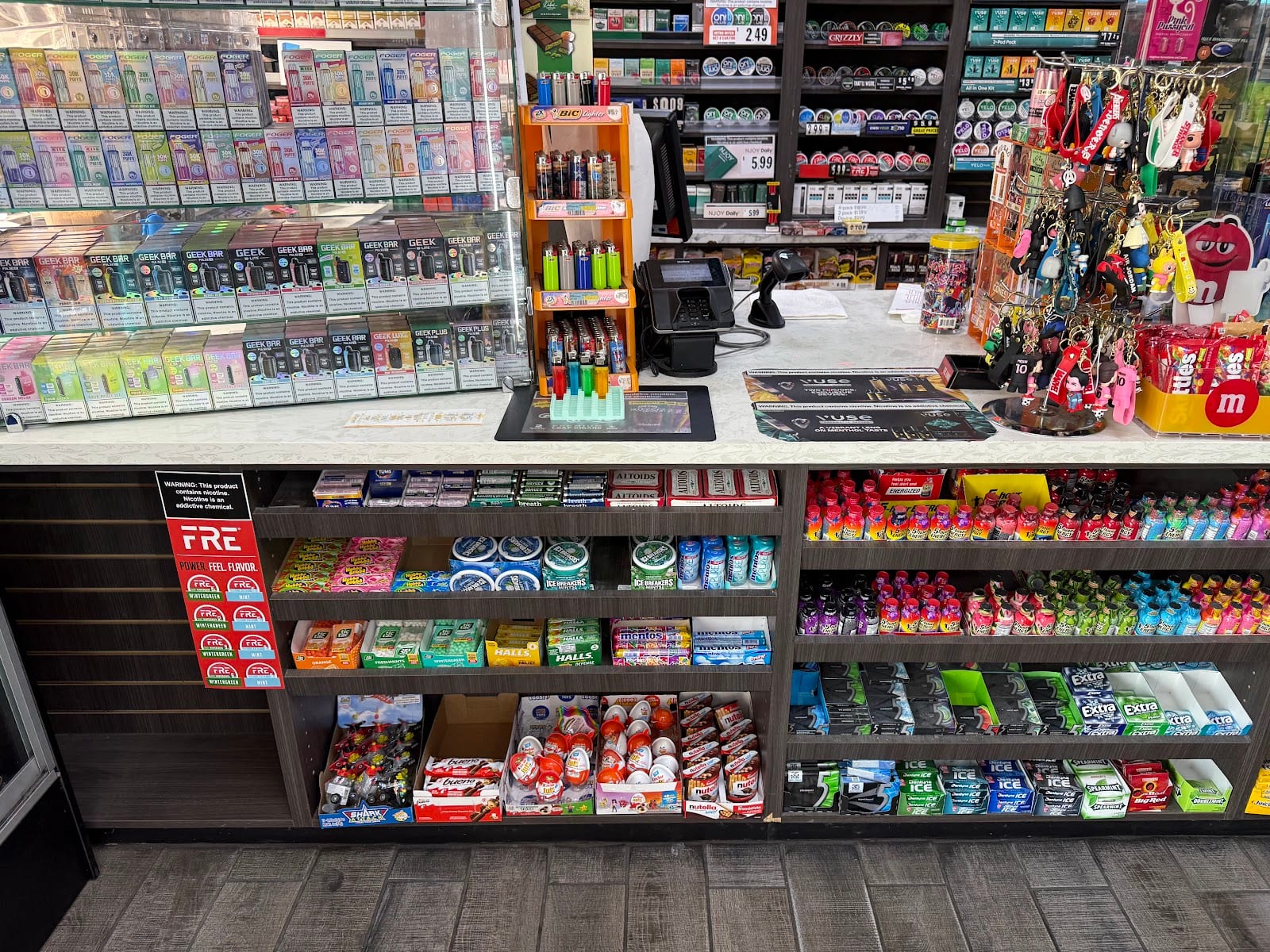 Crossroad Cornerstore and Vape #7