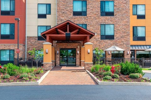 Holiday Inn Purdue - Fort Wayne by IHG, photo 2