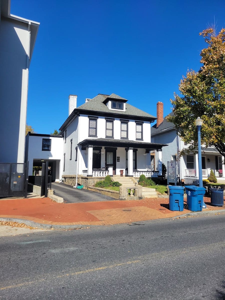 RE/MAX One, photo 2